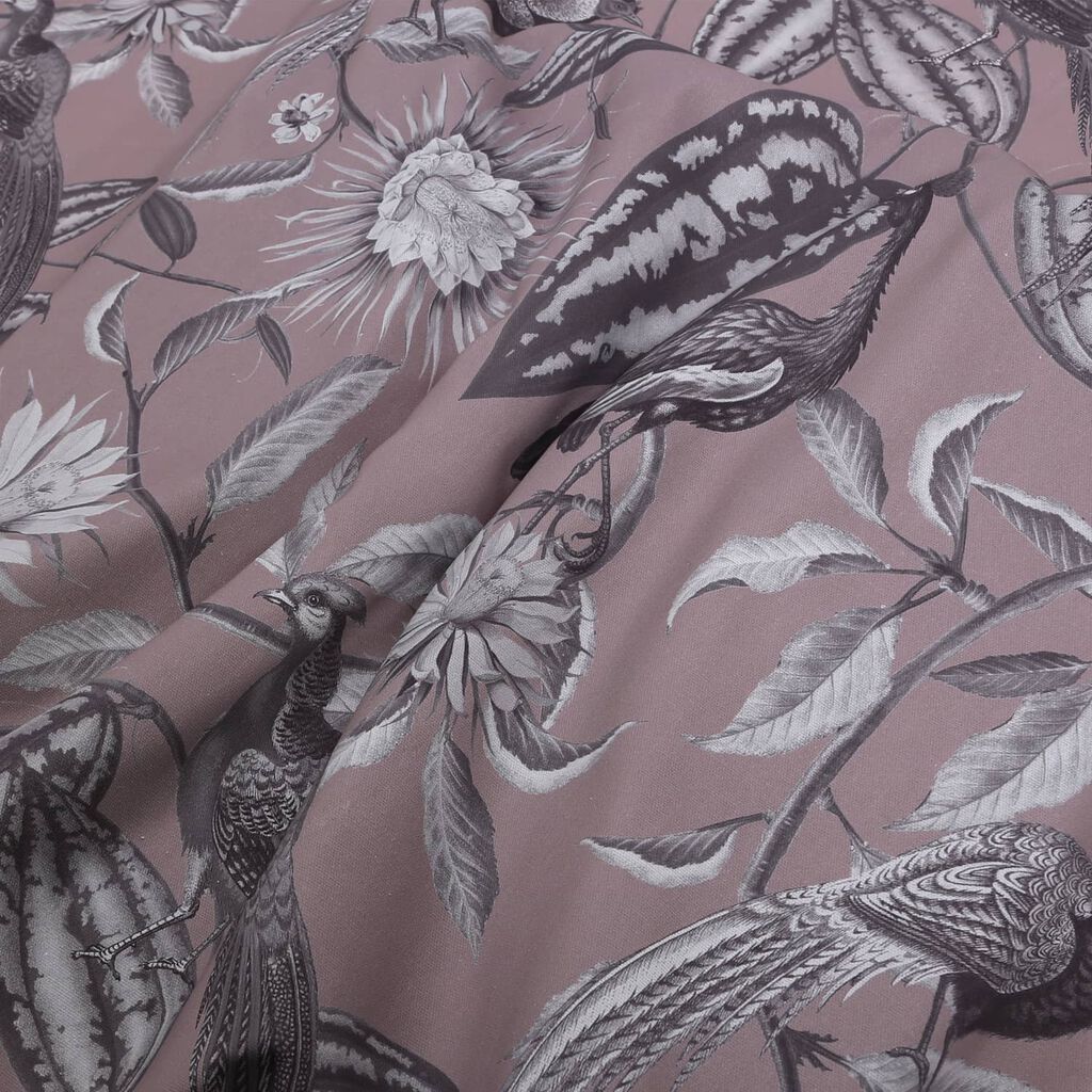 Amherst's Garden Mulberry Roman Blind