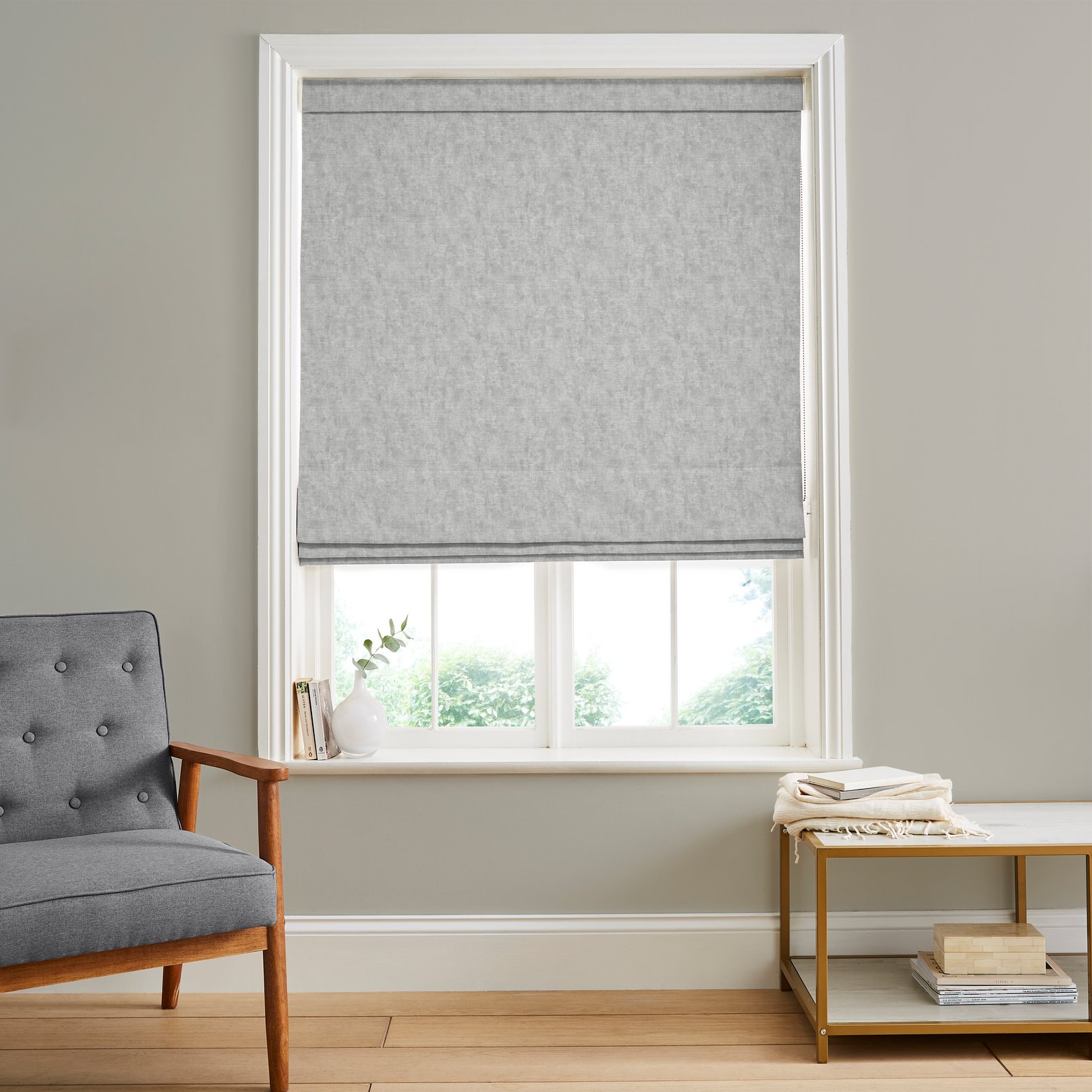 Organdy Dawn Roman Blind - 120740rom_ROOMSET_01.jpg