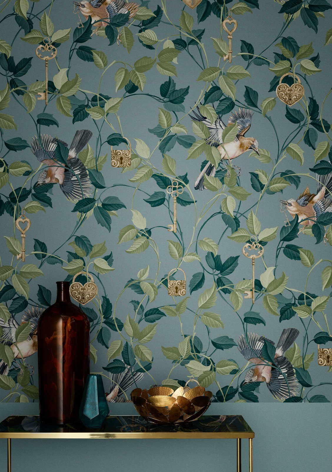 Lock & Key Aqua Wallpaper - 115050_ROOMSET_LOCK & KEY AQUA_02.jpg