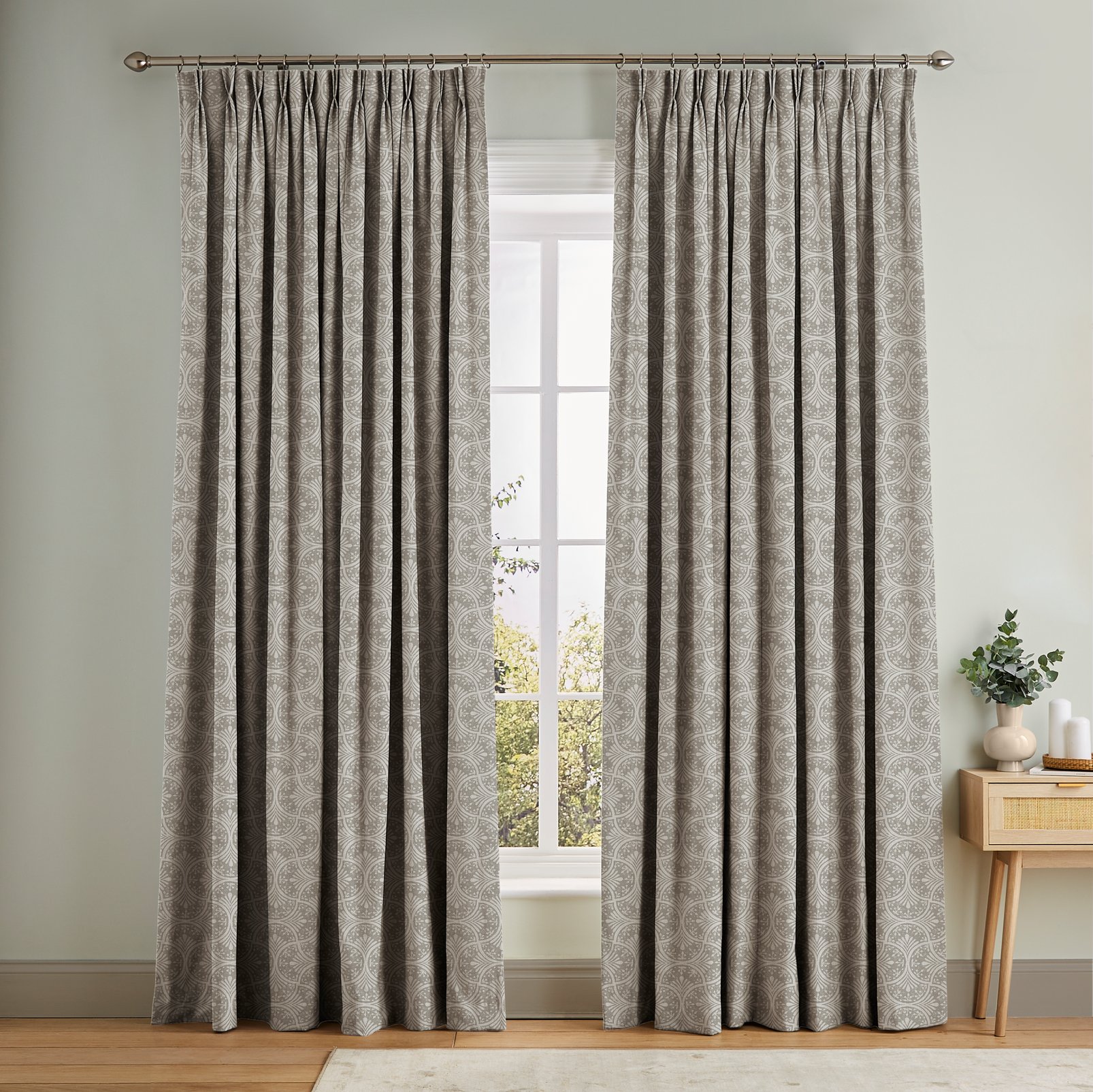 Hopwood Cottage Neutral Curtains - 120747cur_ROOMSET_01.jpg