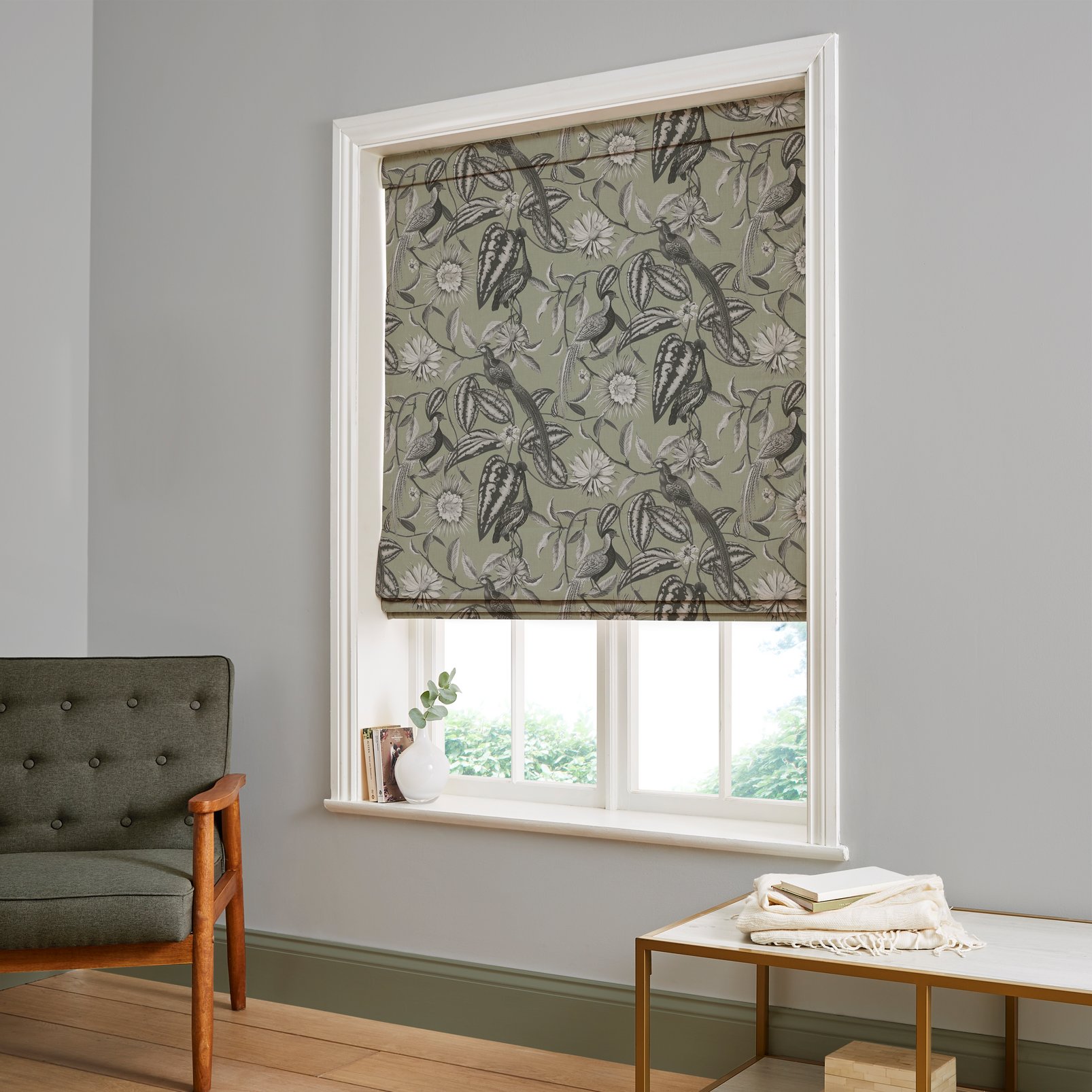 Amherst's Garden Sage Roman Blind - 120760rom_ROOMSET_01.jpg
