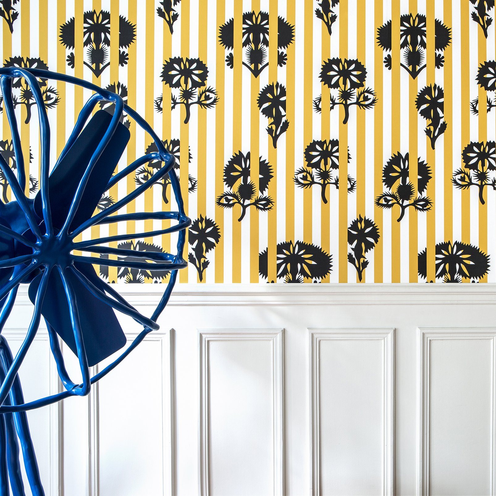 Hide And Seek Mustard Wallpaper - 113478_ROOMSET_03.jpg