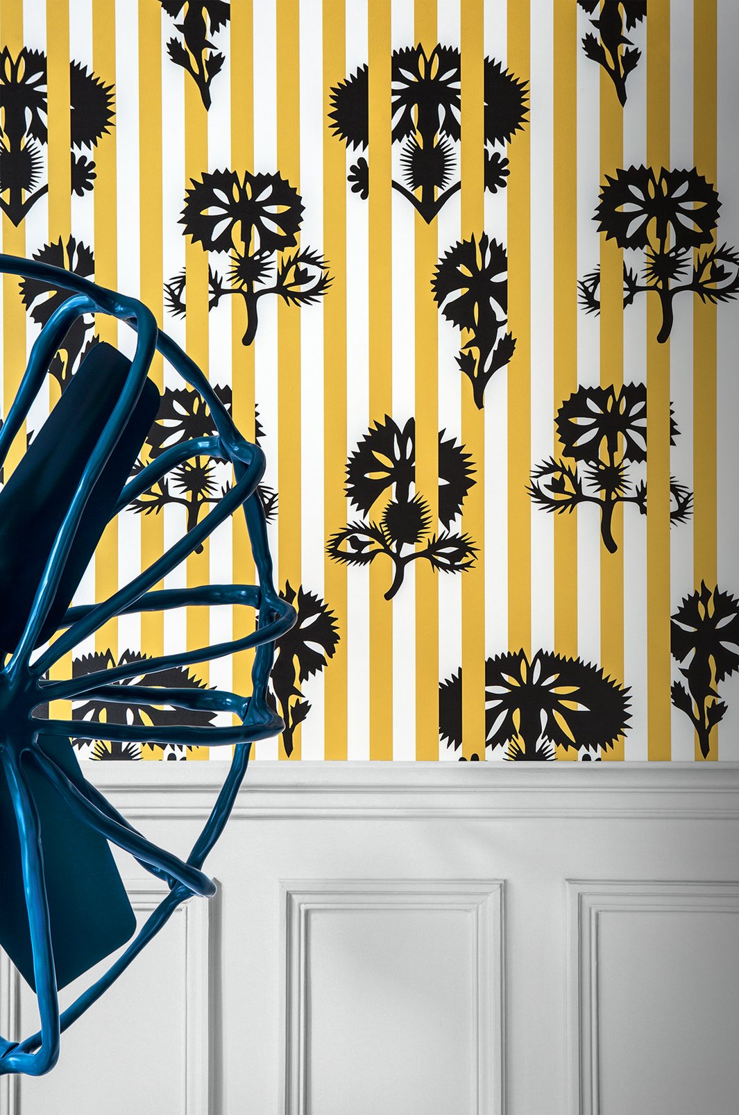 Hide And Seek Mustard Wallpaper - 113478_ROOMSET_02.jpg