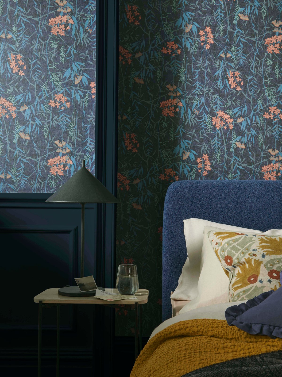 Obassia Silk Midnight Wallpaper - 120615_ROOMSET_OBASSIA SILK MIDNIGHT_04.jpg