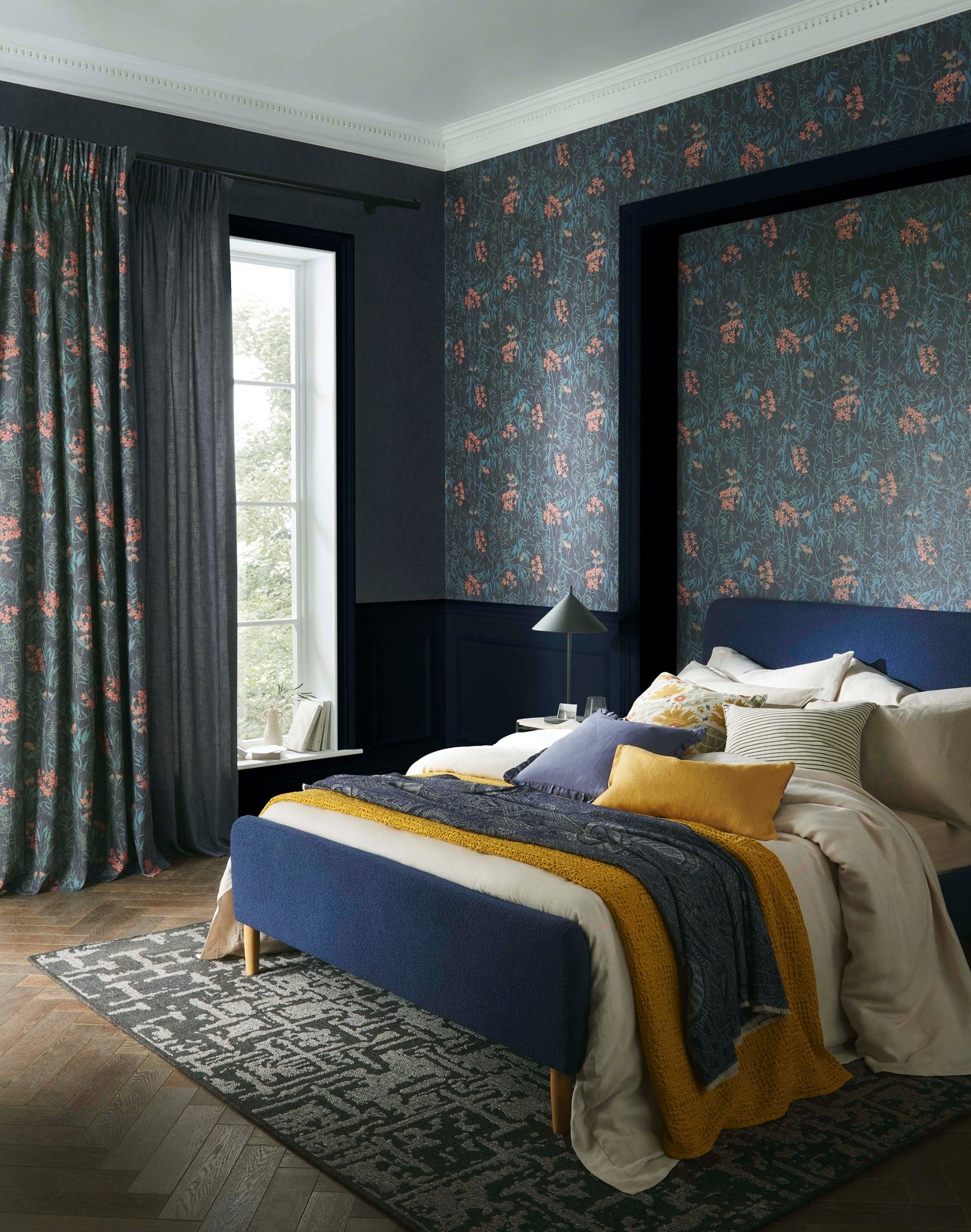 Obassia Silk Midnight Wallpaper - 120615_ROOMSET_OBASSIA SILK MIDNIGHT_02.jpg