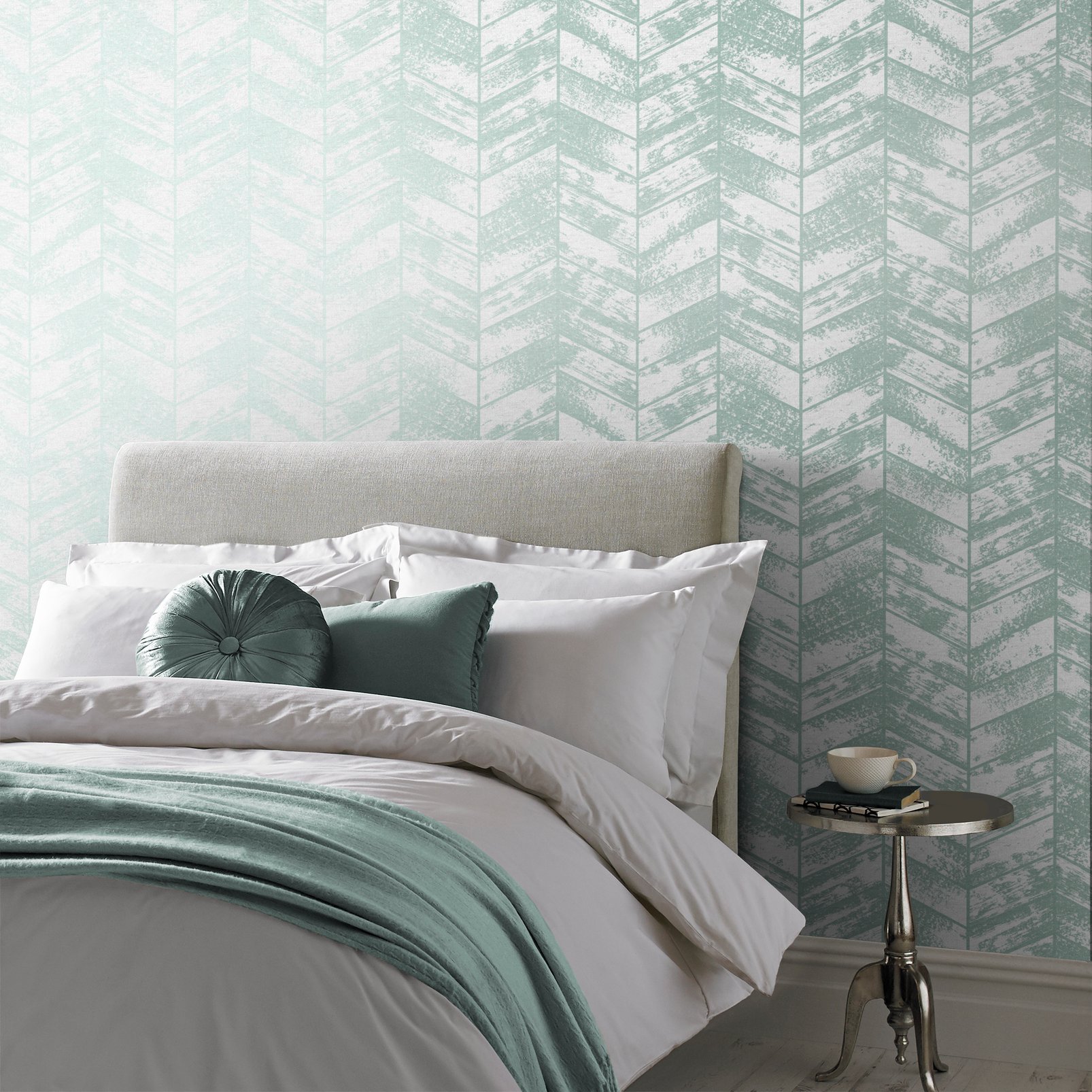 Insignia Mint Wallpaper - 105124_ROOMSET_INSIGNIA MINT_01.jpg