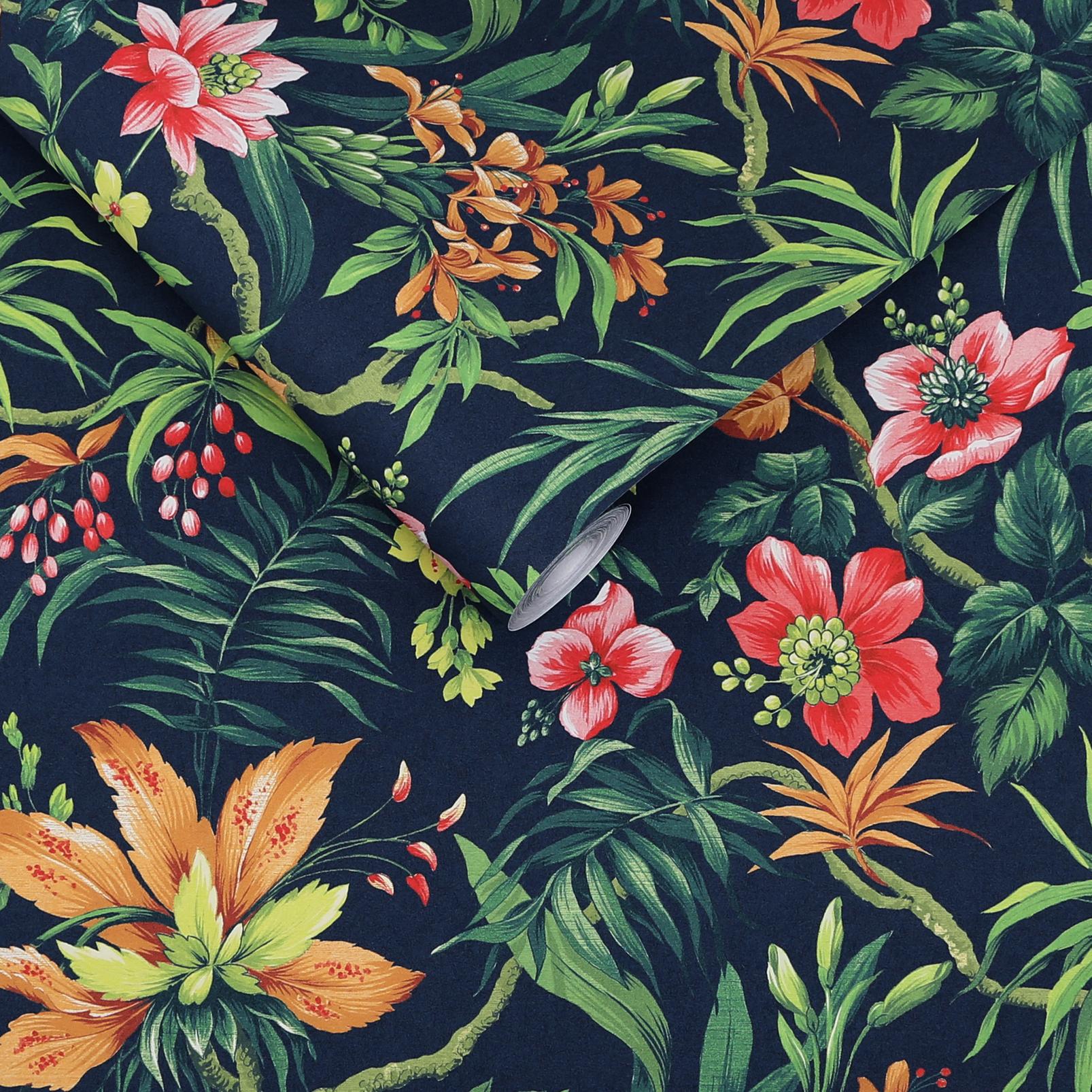 Tesronto Navy Wallpaper - 119659_ROLLSHOT_TESRONTO NAVY_02.jpg