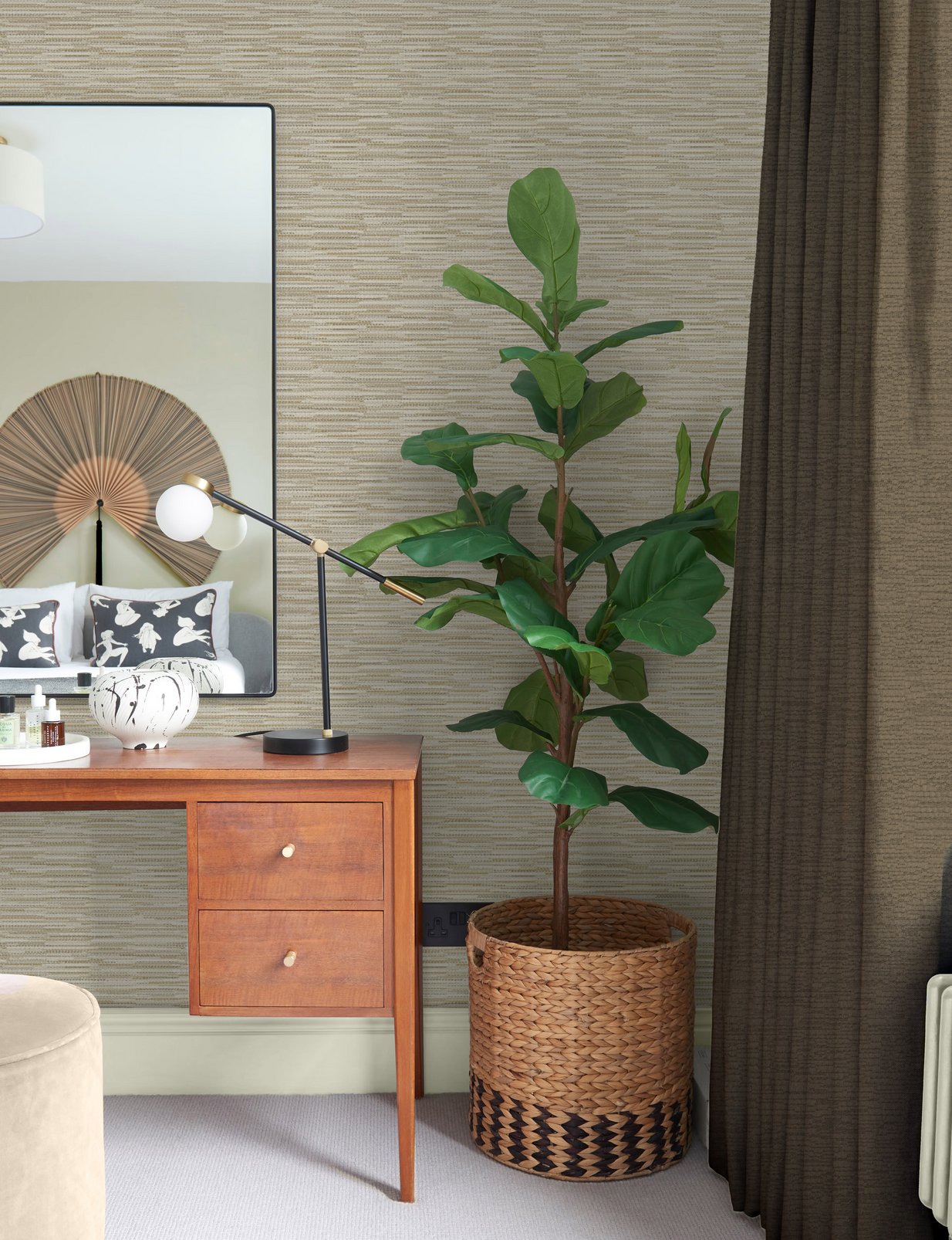 Empress Grasscloth Neutral Wallpaper - 120660_ROOMSET_EMPRESS GRASSCLOTH NEUTRAL_01.jpg