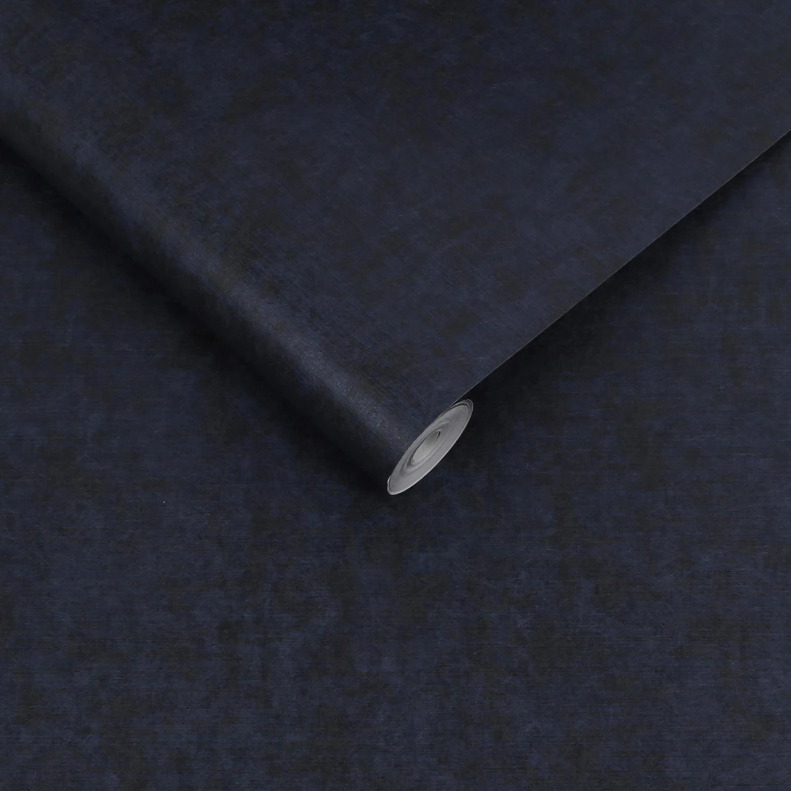 Organdy Silk Midnight Wallpaper - 120616_ROLLSHOT_ORGANDY SILK MIDNIGHT_02.jpg