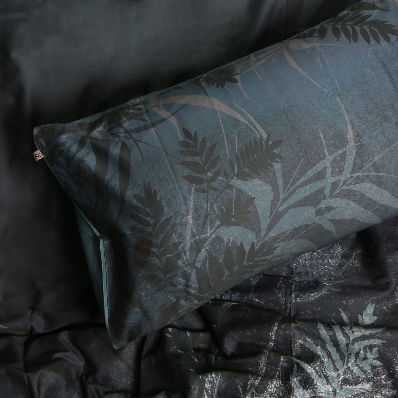 Restore Midnight Duvet Cover Set