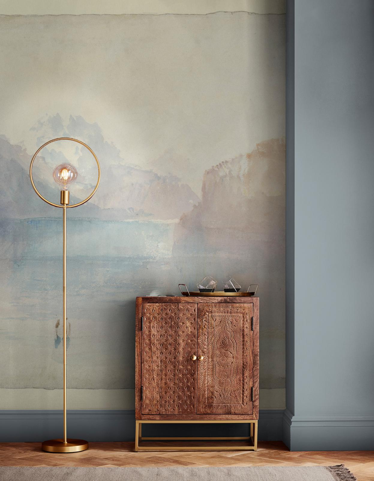 Turner Lucerne Bespoke Mural - 118973_ROOMSET_01.jpg