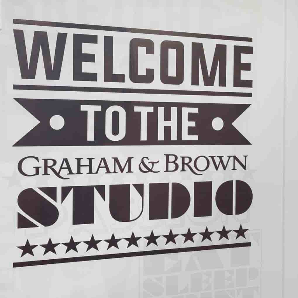 Binnen de studio